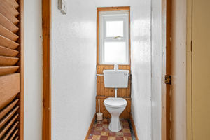 Photo 16- click for photo gallery